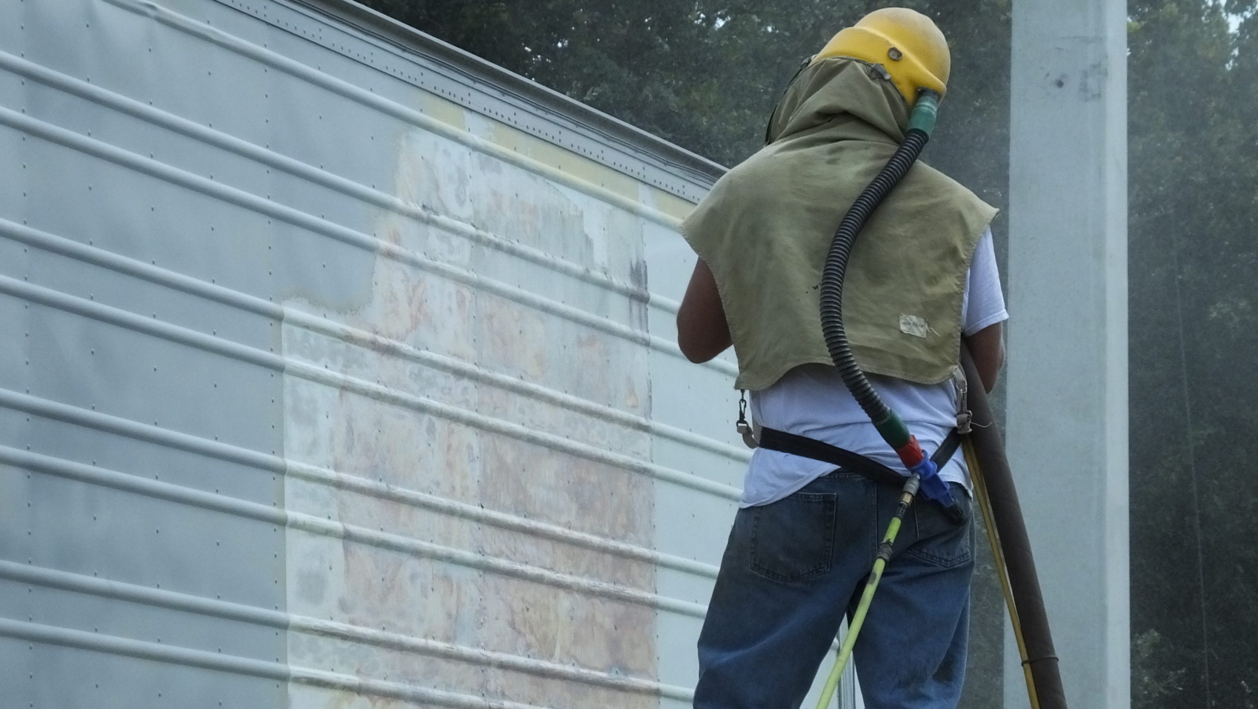 Aluminum_Tractor_trailer_sandblast_paint_removal-07-scaled.jpg